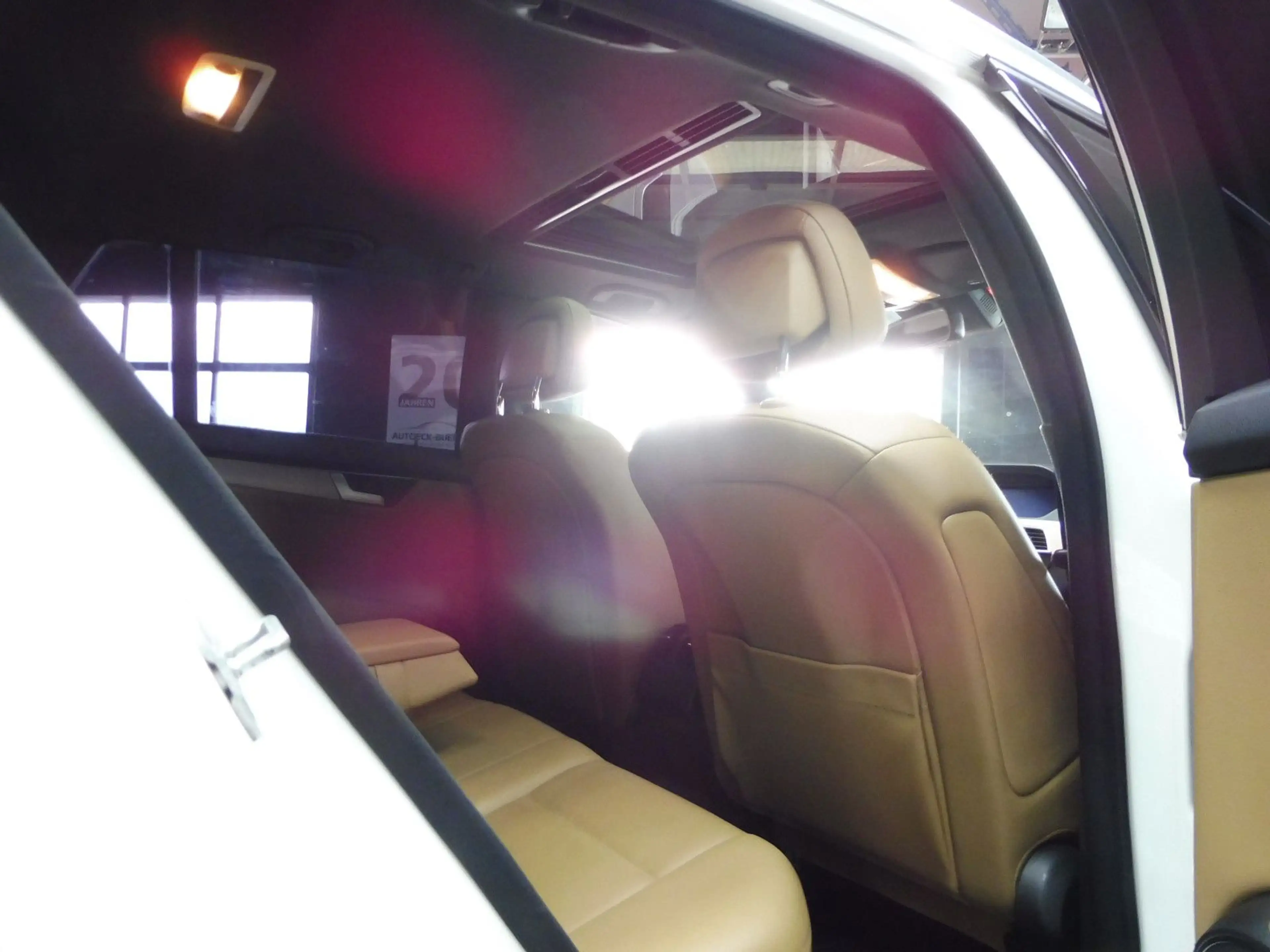 Mercedes-Benz C 350 CDI BlueEfficiency Pano/Xenon/Leder/H&K — photo 14