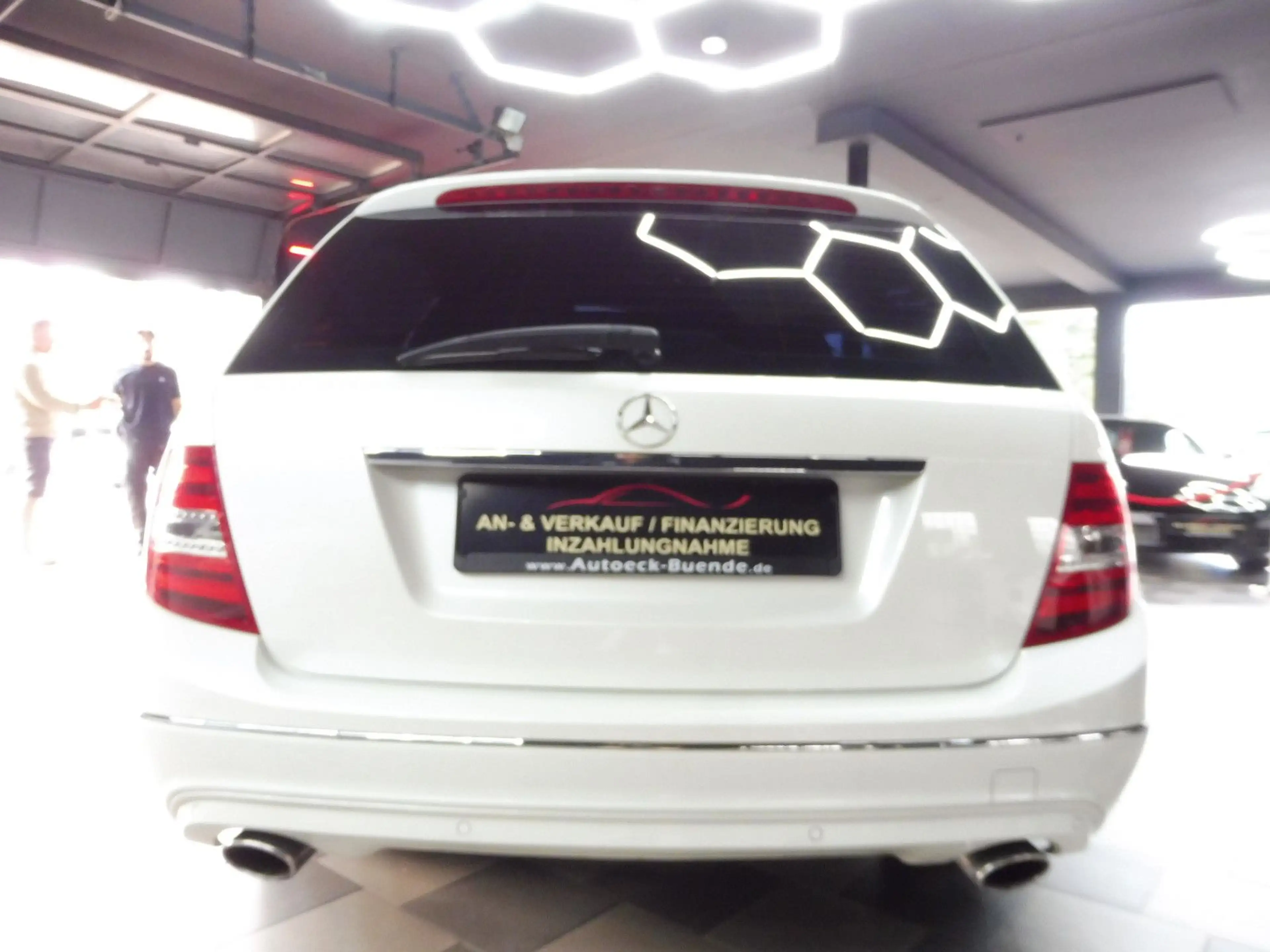 Mercedes-Benz C 350 CDI BlueEfficiency Pano/Xenon/Leder/H&K — photo 7