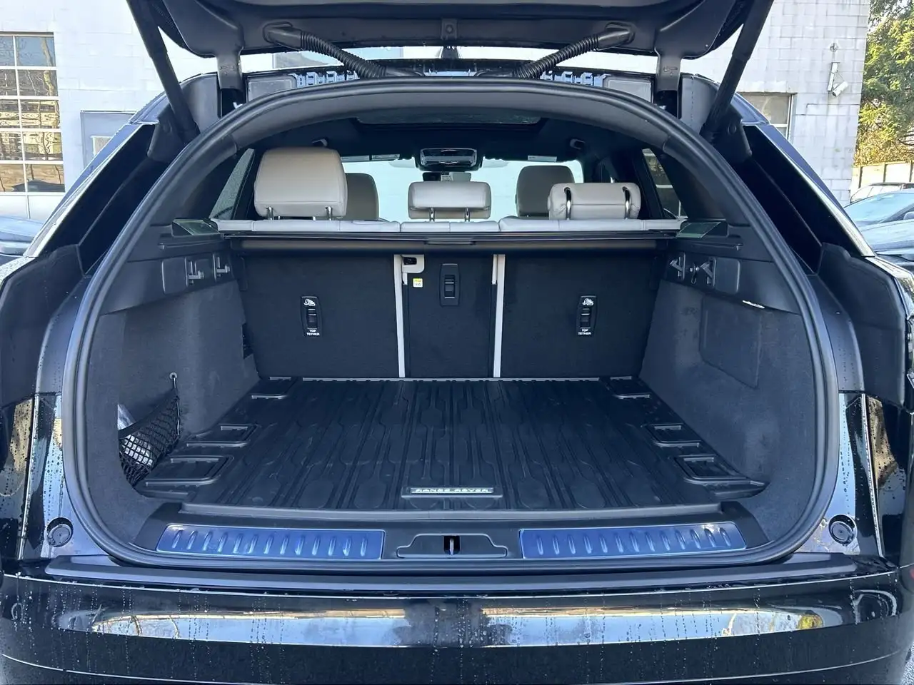 Land Rover Range Rover Velar снимка Land Rover Range Rover Velar