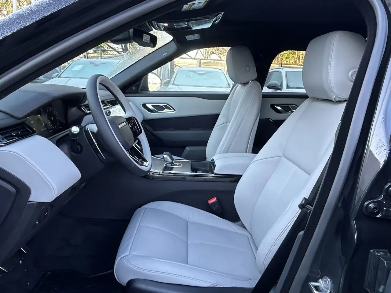 Land Rover Range Rover Velar снимка Land Rover Range Rover Velar