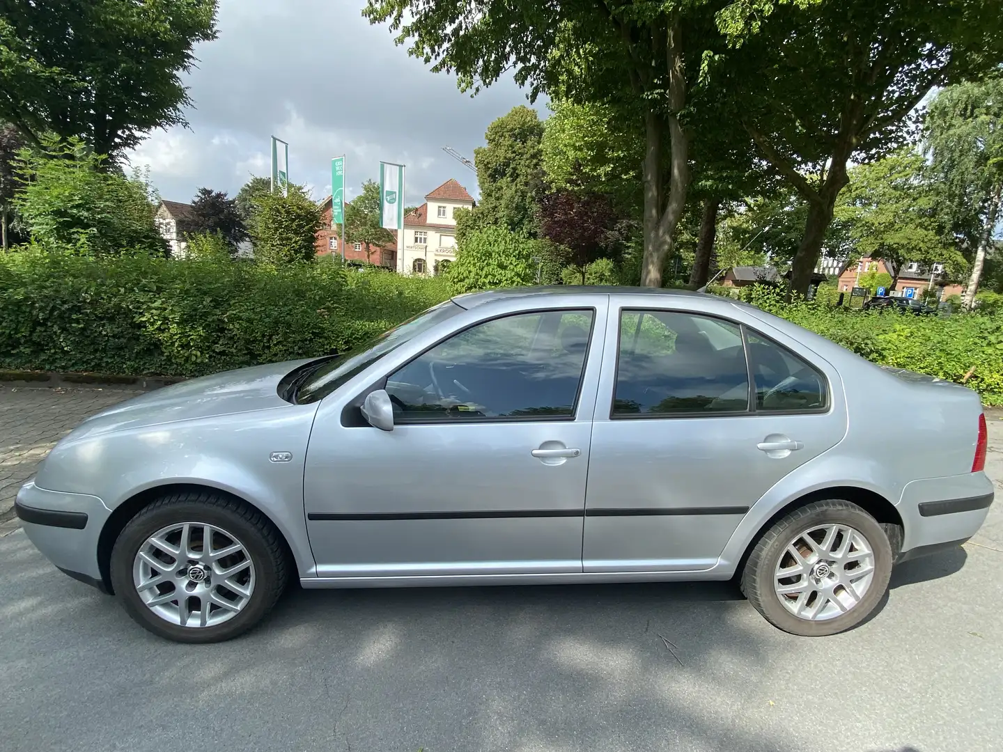 Volkswagen Bora Bora 1.4 Special Silber - 1