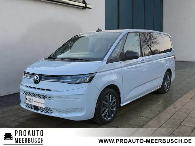 Volkswagen T7 Multivan lang AHK/PANO/ACC/EASYOPEN/RFK