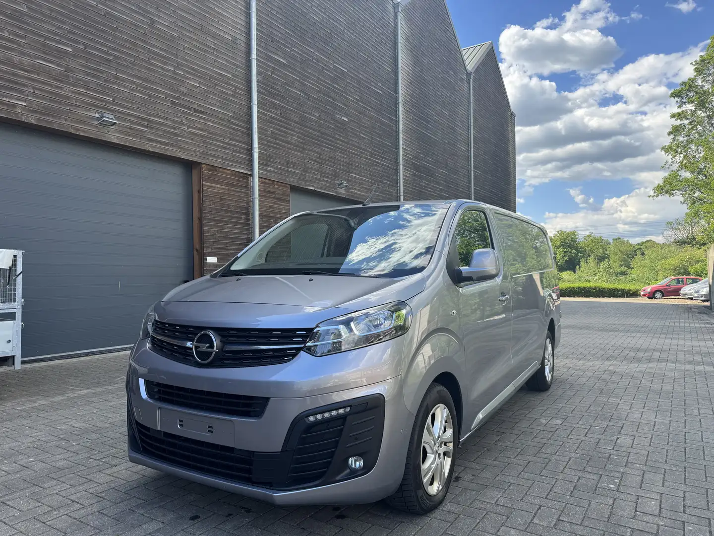 Opel Vivaro 2.0 D GARANTIE 12MOIS CARPASS C.T. CLIMAT. Grijs - 1