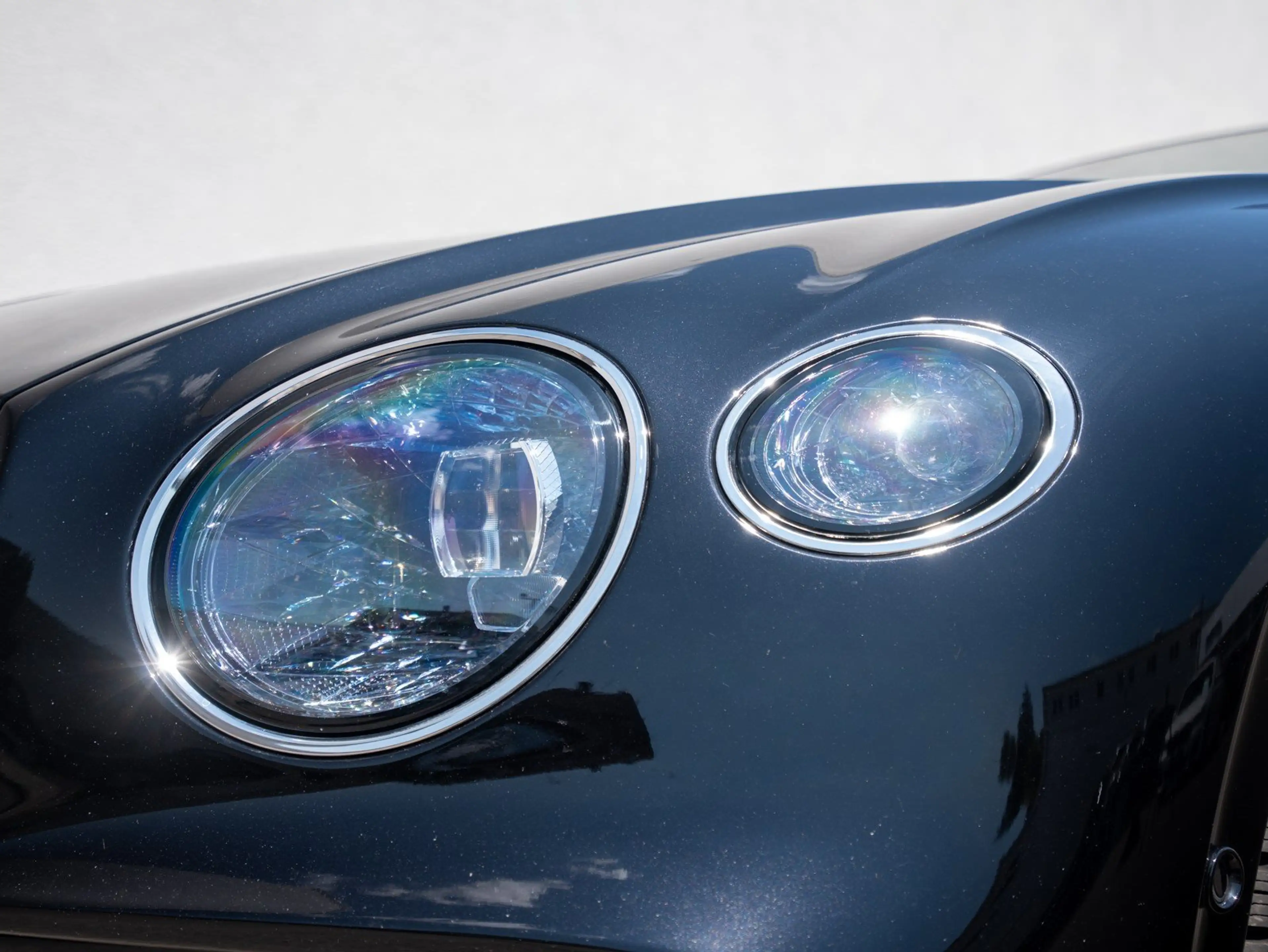 Bentley Continental GT Azure V8 — photo 10
