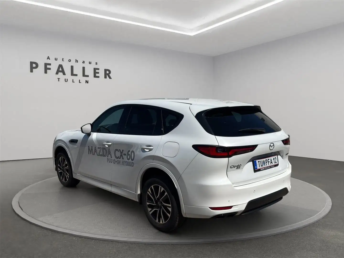 Mazda CX-60 2.5L e-SKYACTIV PHEV AWD HOMURA  Con/Dri Weiß - 2