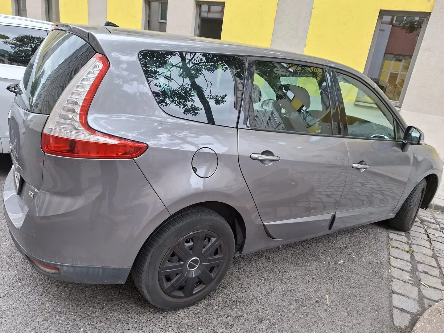 Renault Grand Scenic Scénic III TomTom Pi 11.26  1,5 dCi DPF - 2
