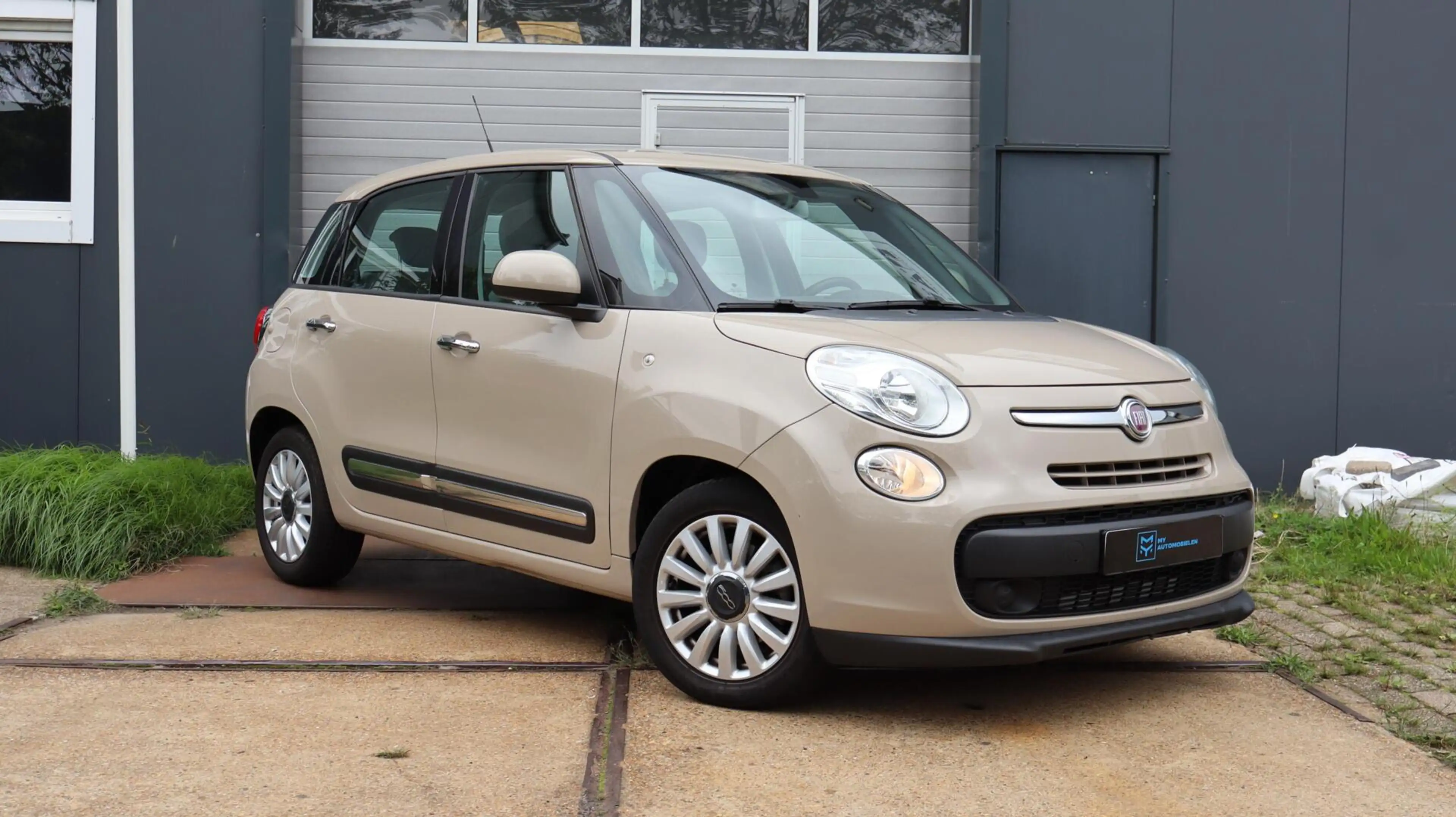 Fiat 500L 0.9 TwinAir Easy Eco — photo 3