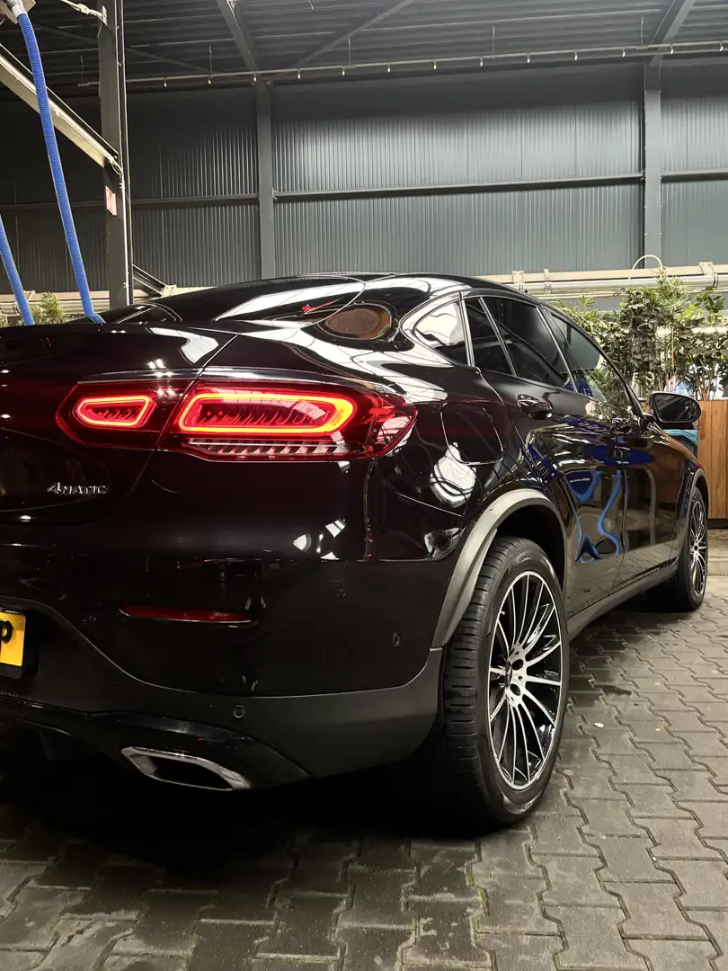 Mercedes-Benz GLC 300 4M. Pr. Plus Zwart - 1