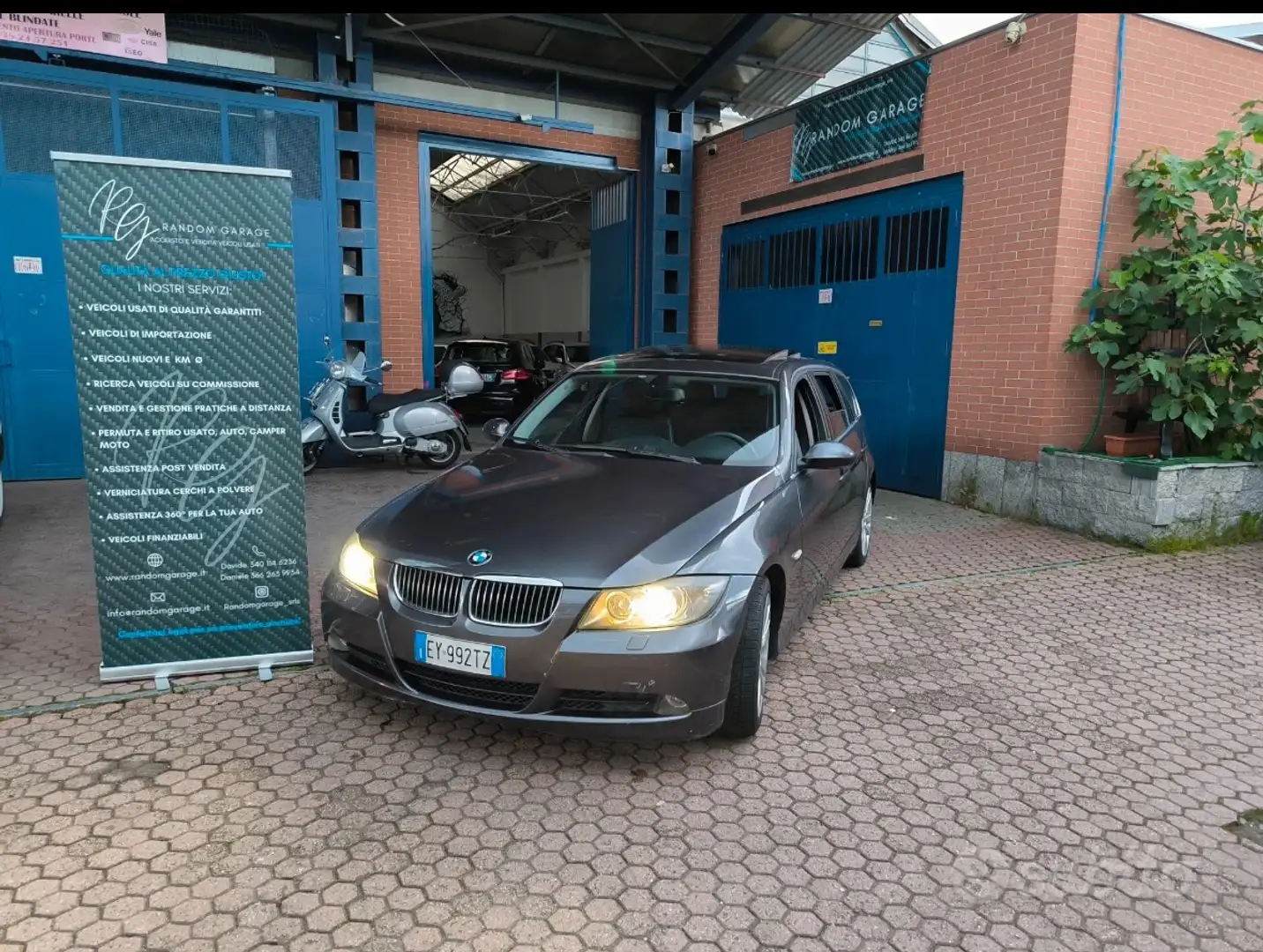 BMW 330 330d Touring Attiva - 1