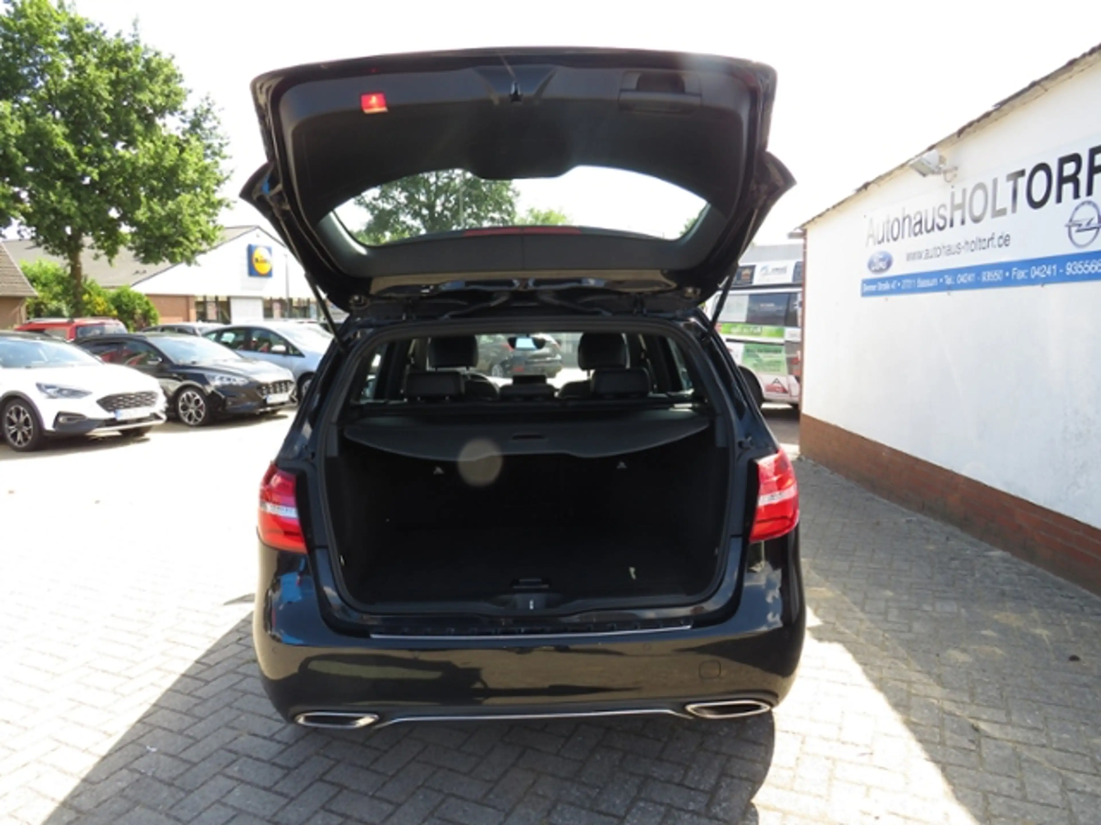 Mercedes-Benz B Electric Drive -Klasse 180 (246.242) KLIMA LED NAVI ALU — photo 9