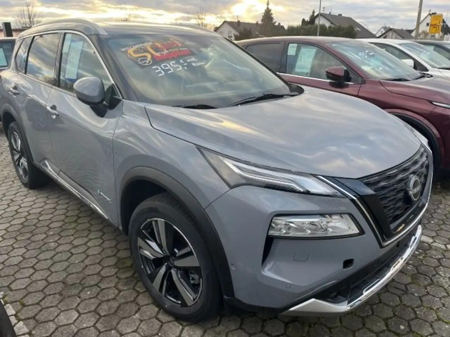 Nissan X-Trail 1.5 VC-T e-Power Tekna 4x4 Allrade-4ORCE Grijs - 2