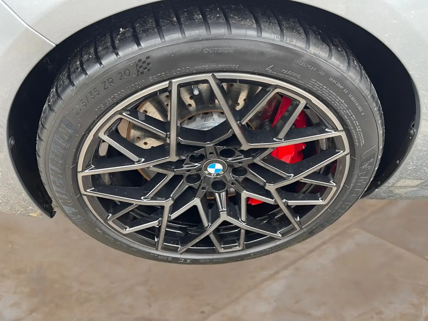 BMW M8 Competition xDrive Cabrio + M Carbon Paket Gris - 2