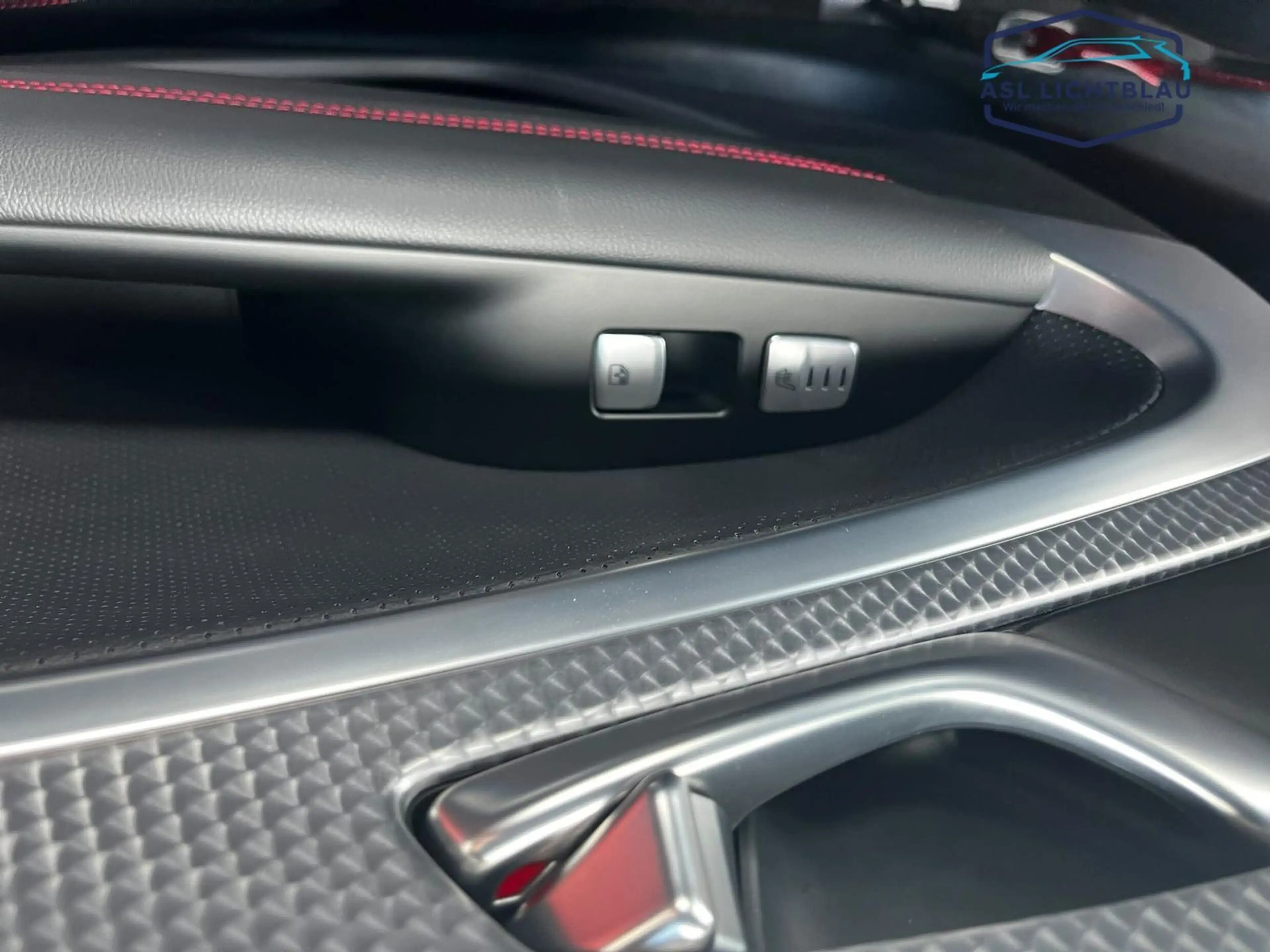 Genesis G70 Shooting Brake 2.2 D Luxur G70 Shooting Brake 2.2D RWD — photo 16