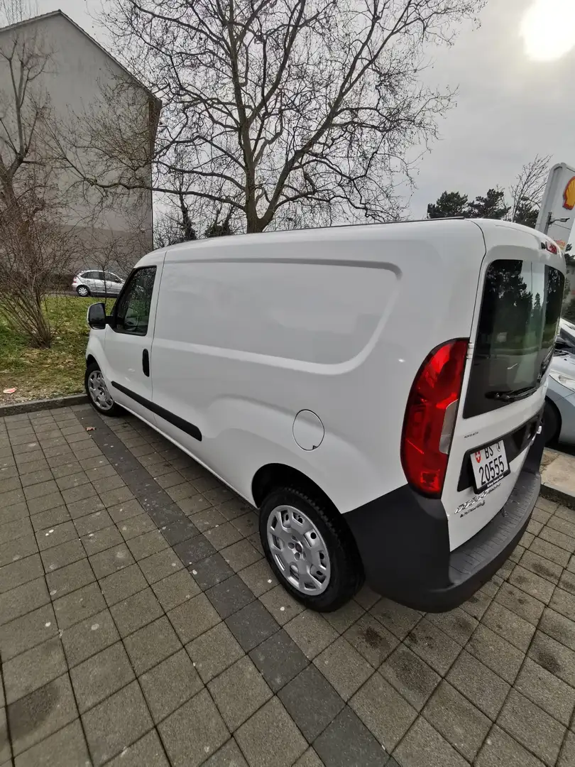 Fiat Doblo Cargo Maxi Weiß - 1