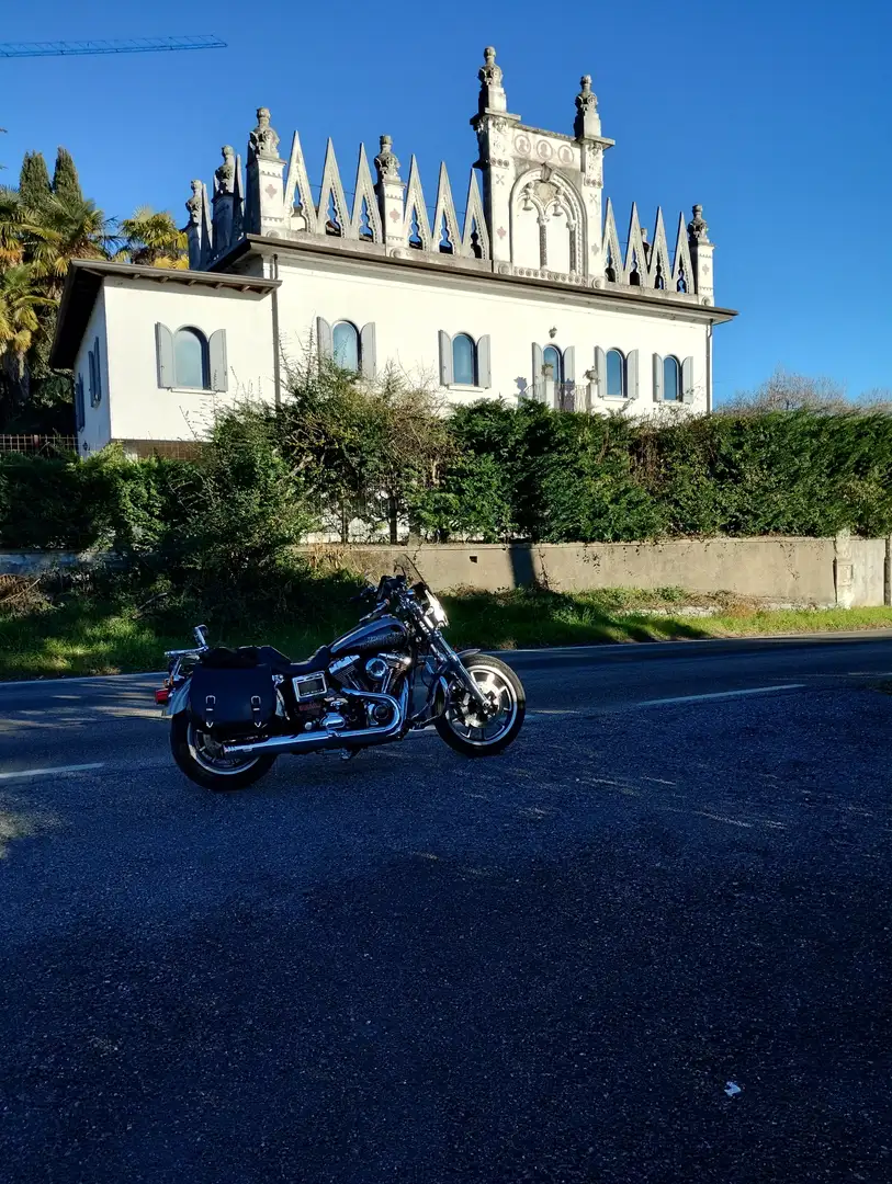 Harley-Davidson Dyna Low Rider Šedá - 2