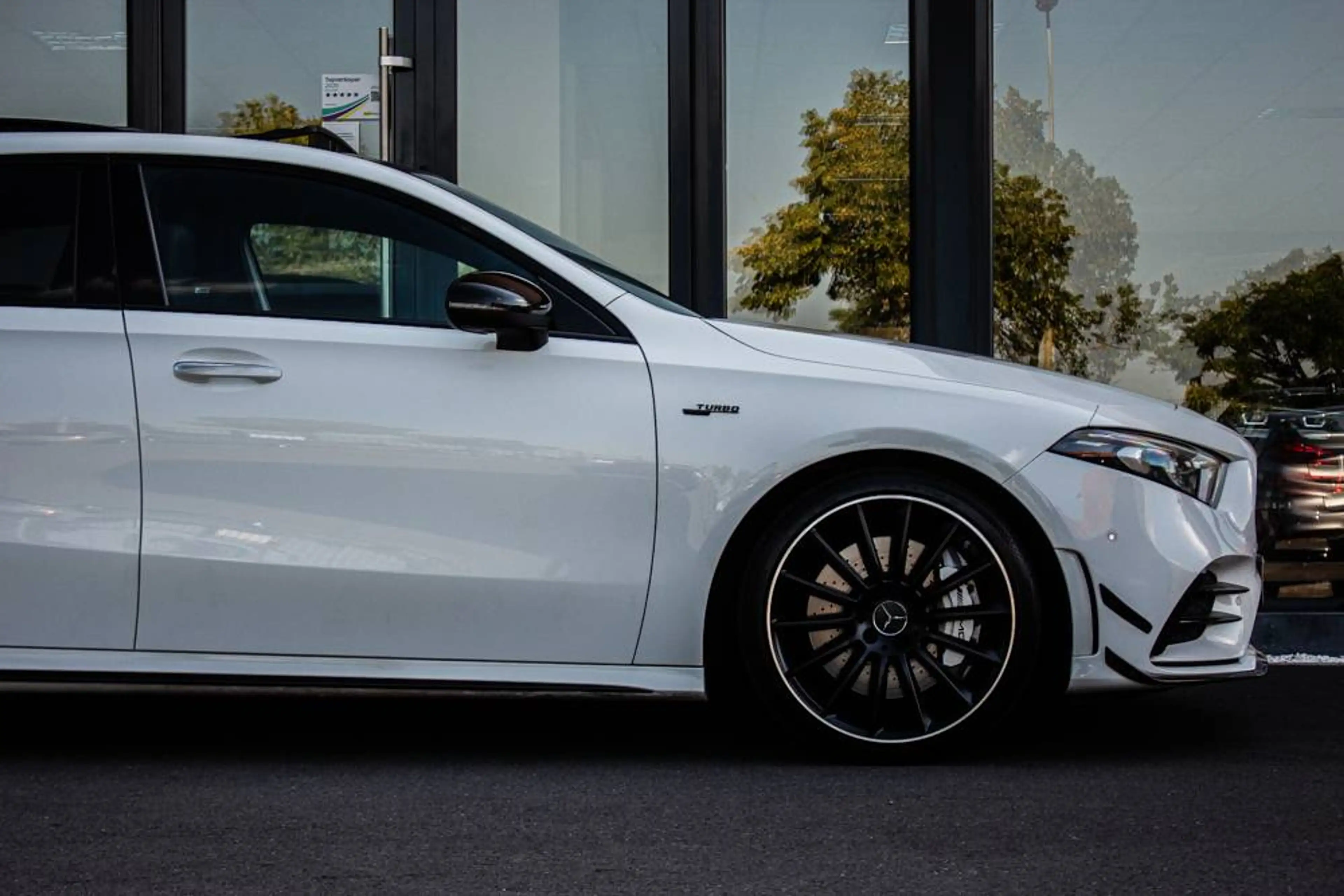 Mercedes-Benz A 35 AMG A 35 AMG 4-Matic *KEYLESS*SFEERLICHT*PANO* — photo 7