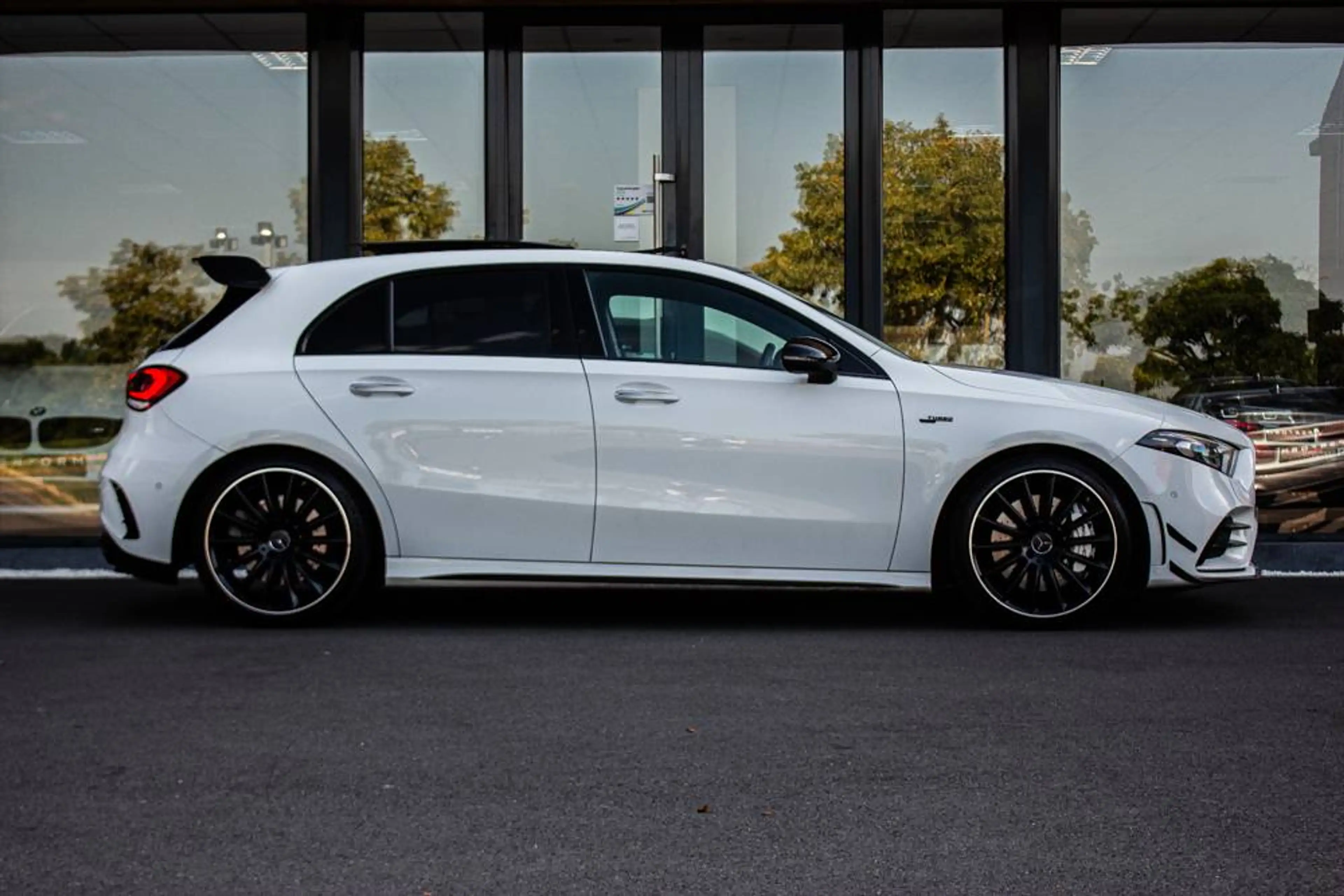 Mercedes-Benz A 35 AMG A 35 AMG 4-Matic *KEYLESS*SFEERLICHT*PANO* — photo 6