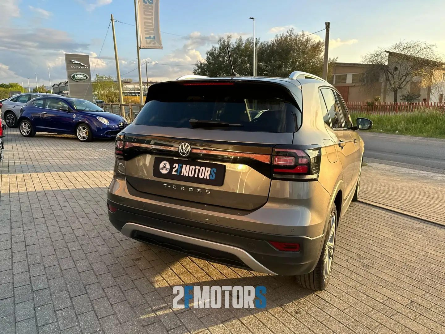 Volkswagen T-Cross 1.0 tsi First Edition 115cv Grigio - 2