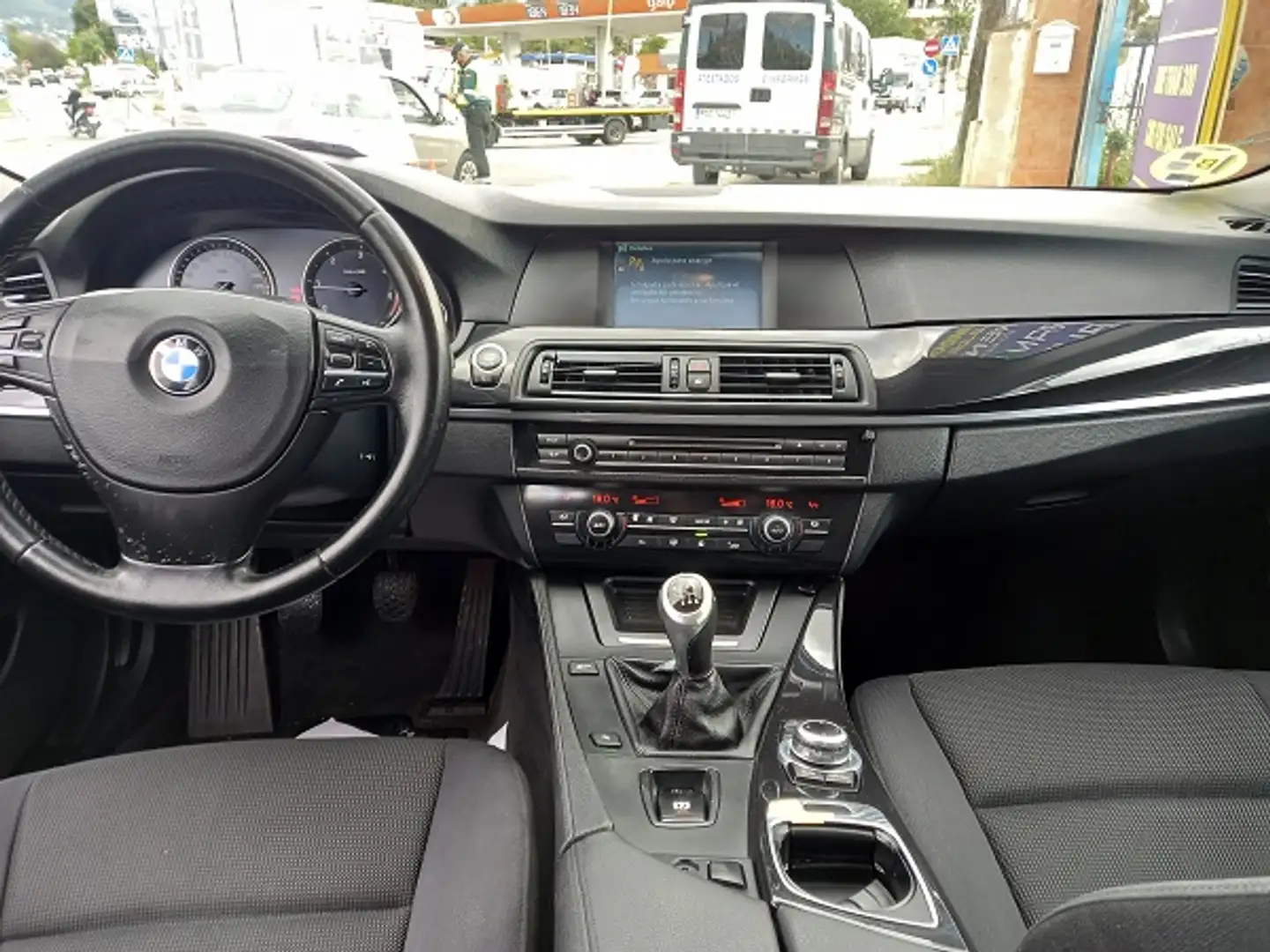 BMW 520 520d Touring Negro - 2