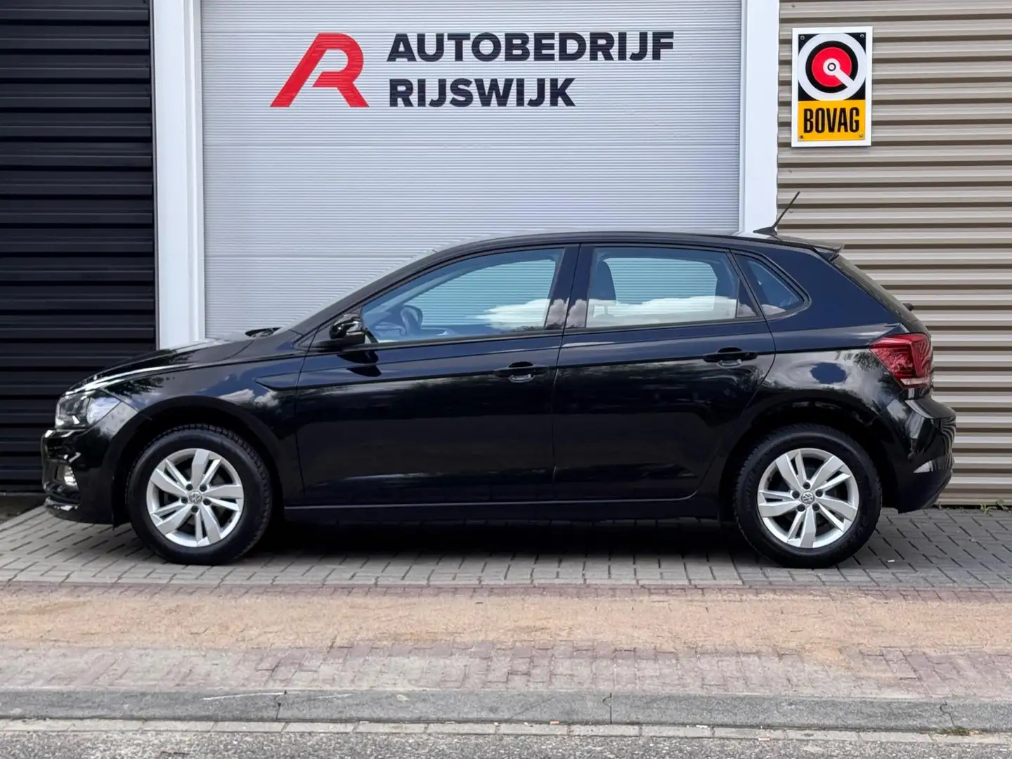 Volkswagen Polo 1.0 TSI Comfortline Navi/AppleCarPlay/Pdc Zwart - 2