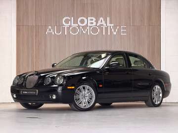 4.2 V8 Executive - LEDER - NAVI - TELEFOON - STOEL