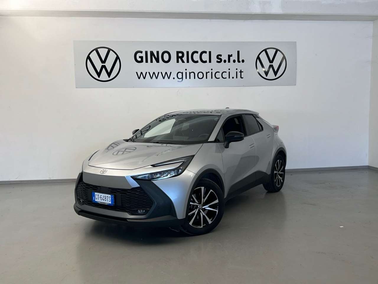 Toyota C-HR 2.0 PHEV E-CVT Trend