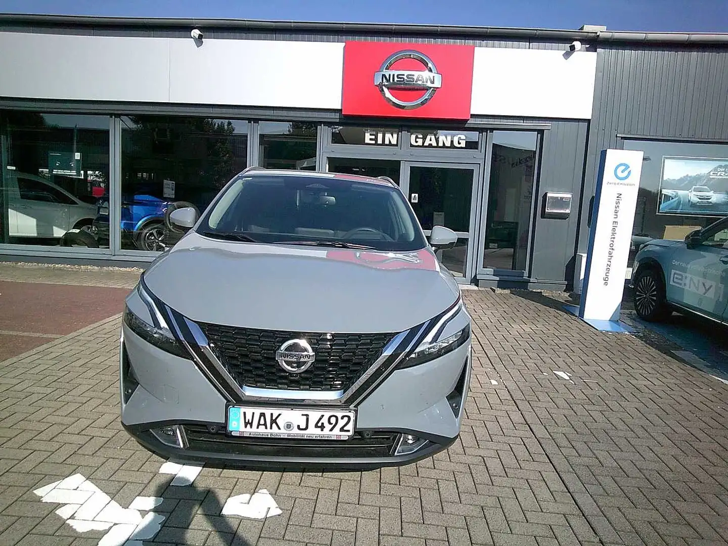 Nissan Qashqai 1.3 DIG-T MHEV N-Connecta Grau - 2