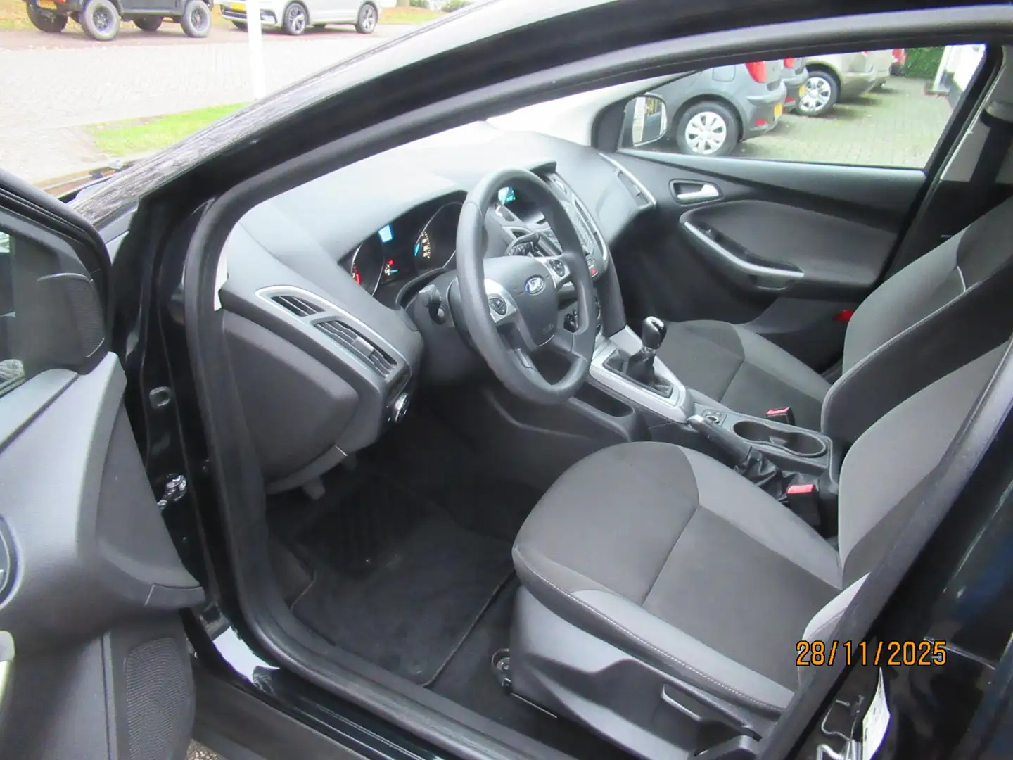 Ford Focus Wagon 1.0 EcoBoost Edition Plus Schwarz - 2