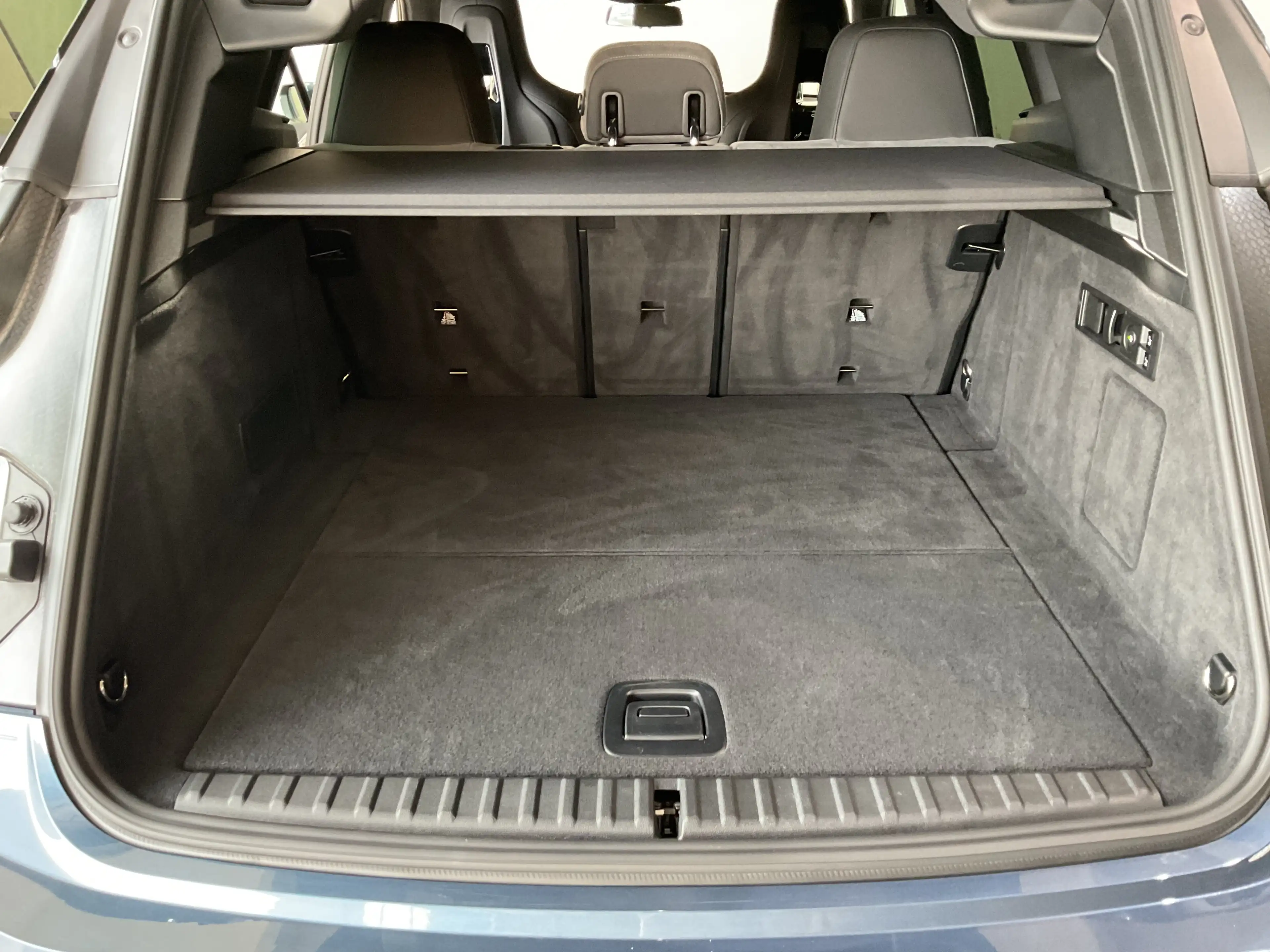 BMW iX xDrive45 M Sportpaket, Sitzbelüftung, Multifunktio — photo 10