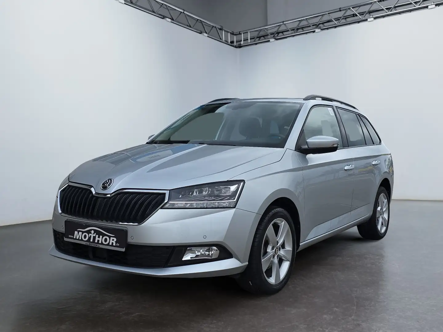 Skoda Fabia Combi Style 1.0 TSI LM LED Klima Navi PDC Silber - 2