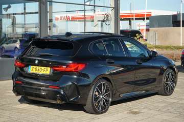 1-serie M135i xDrive High Executive Np. € 75k | AC
