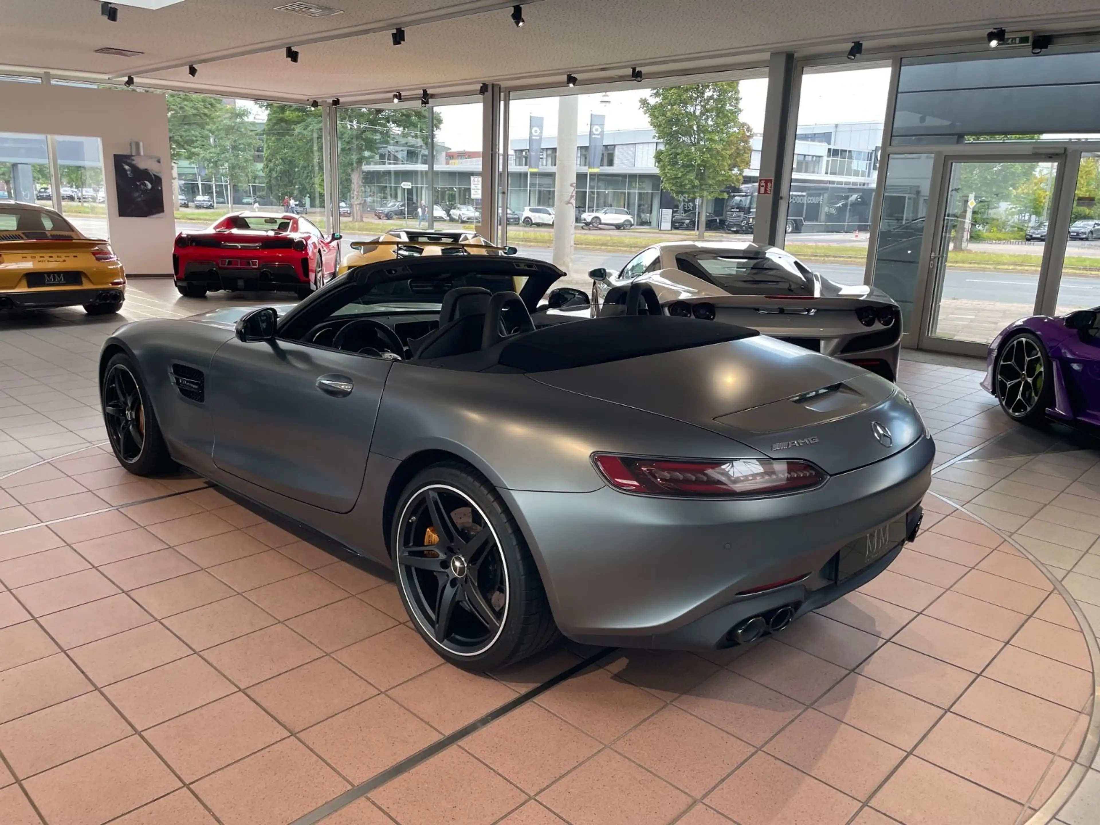 Mercedes-Benz AMG GT Roadster  KERAMIK/MATT/BURMEST/ACC/GARANT — photo 9