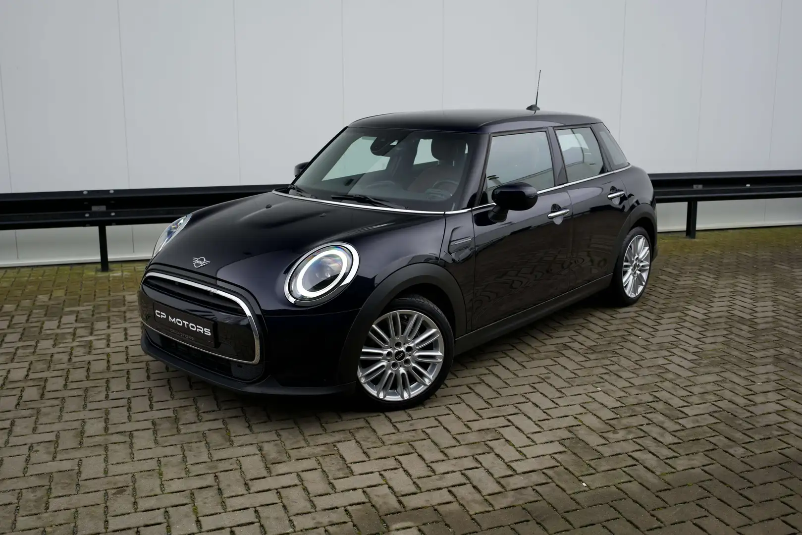 MINI Cooper 5-DEURS  COGNAC LEDER  CAMERA  2023  LIKE NEW Noir - 1