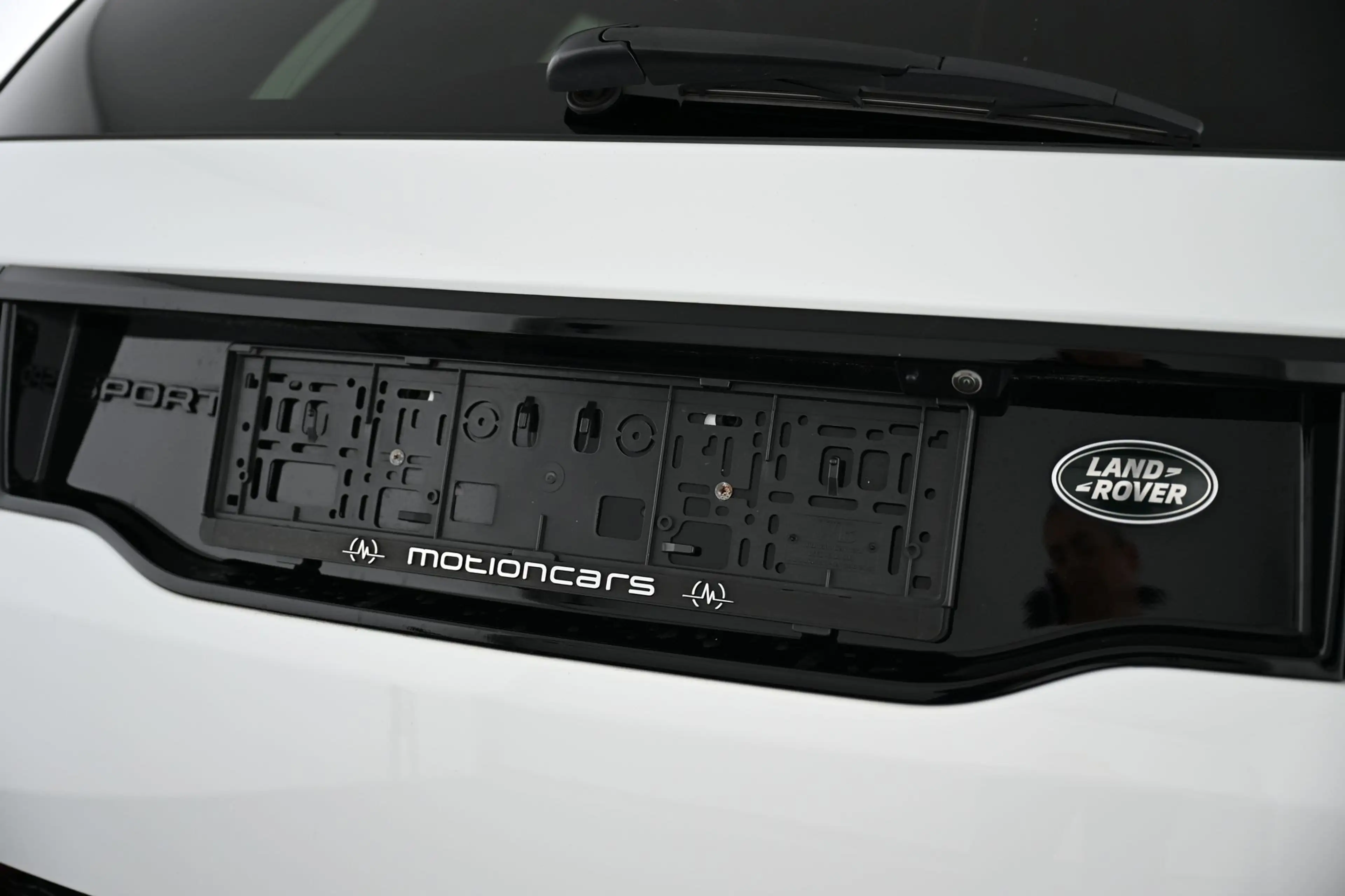 Land Rover Discovery Sport 2.0 P300e R Dynamic Pickerl NEU — photo 13