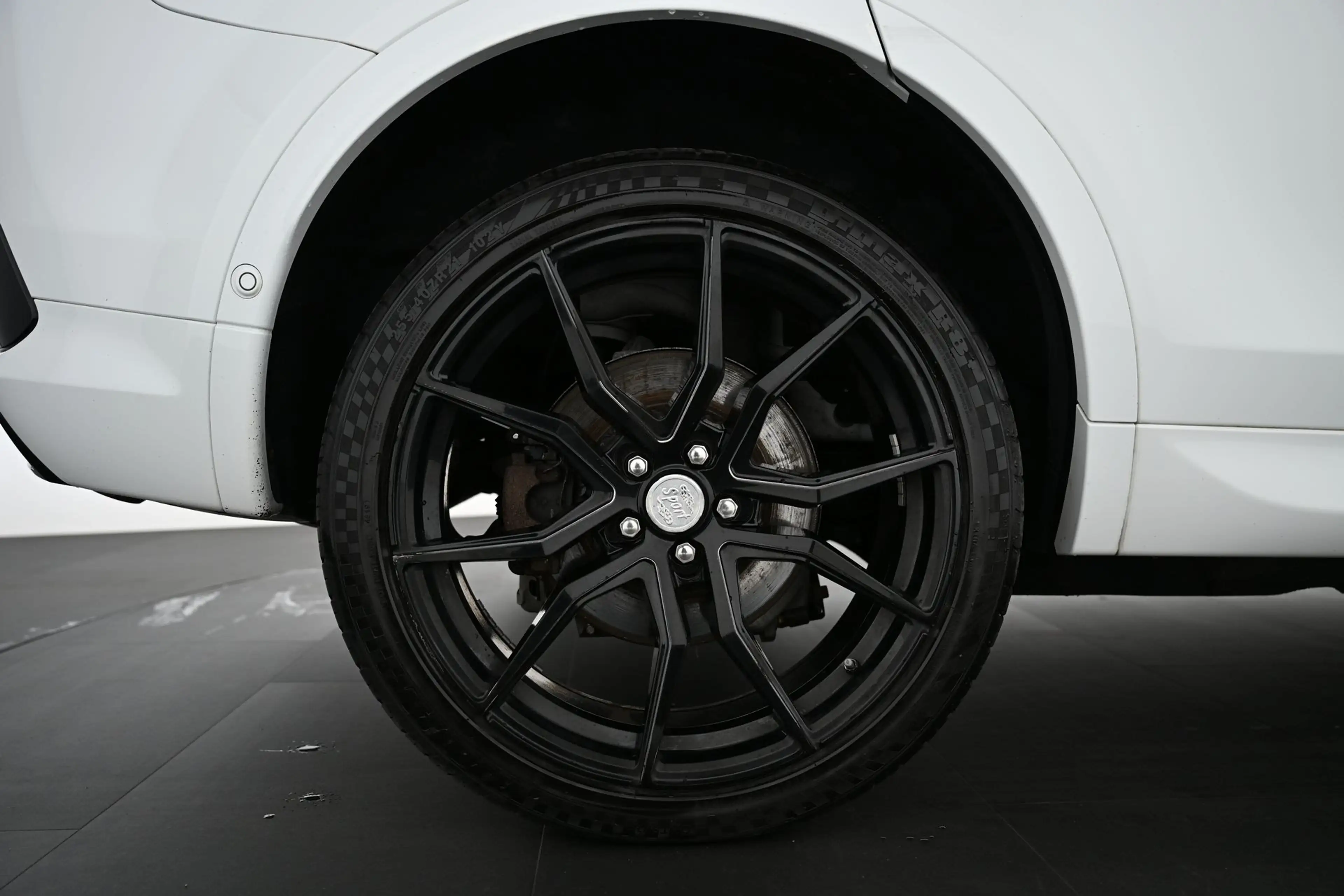 Land Rover Discovery Sport 2.0 P300e R Dynamic Pickerl NEU — photo 15