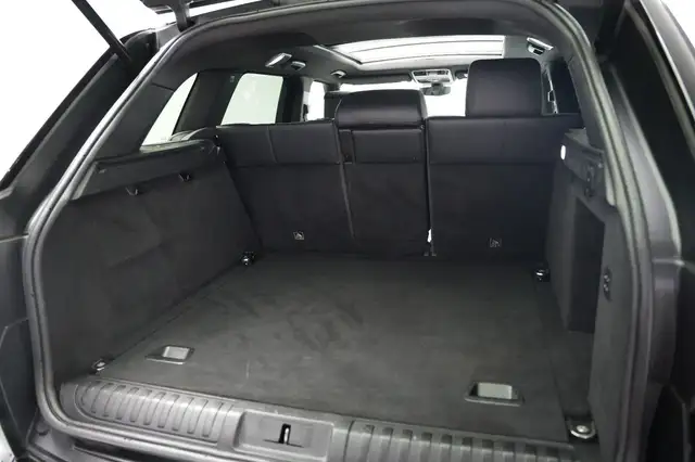 Land Rover Range Rover Sport view 28