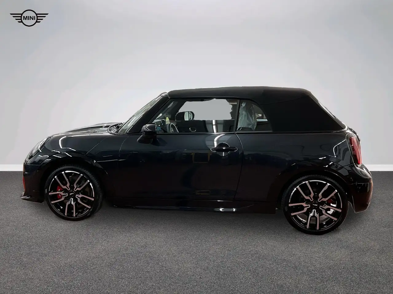 MINI John Cooper Works Cabrio John Cooper Works Trim 2