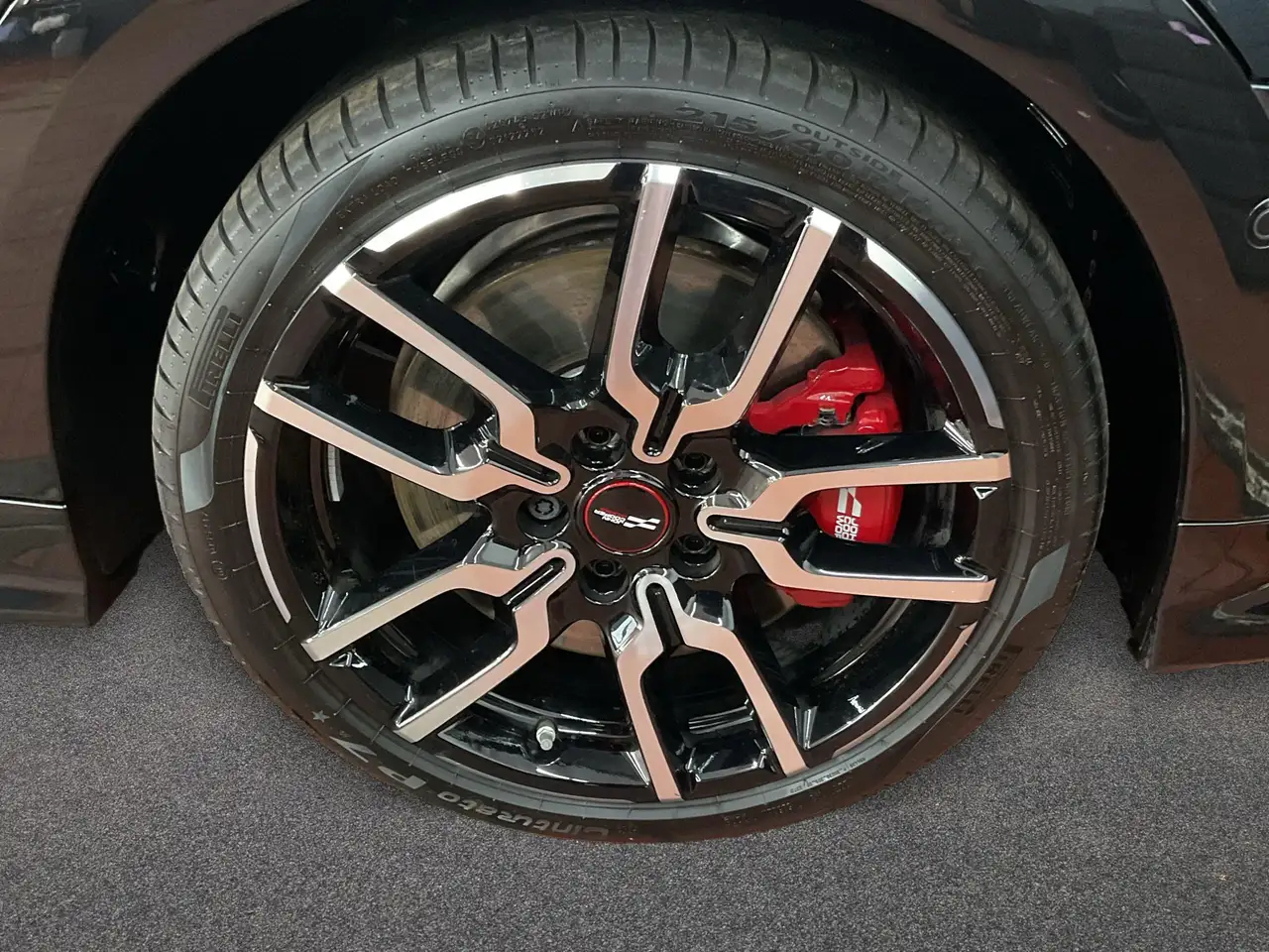 MINI John Cooper Works Cabrio John Cooper Works Trim 11