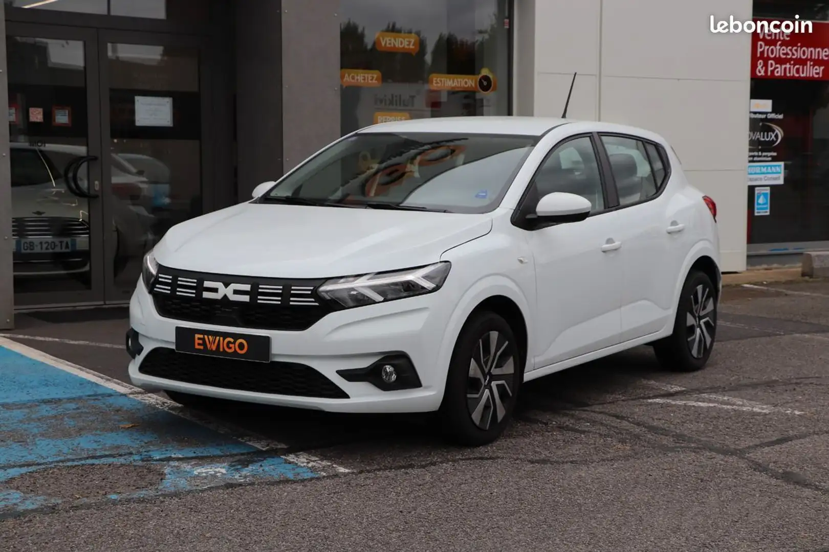Dacia Sandero 1.0 tce 90 expression Blanc - 1