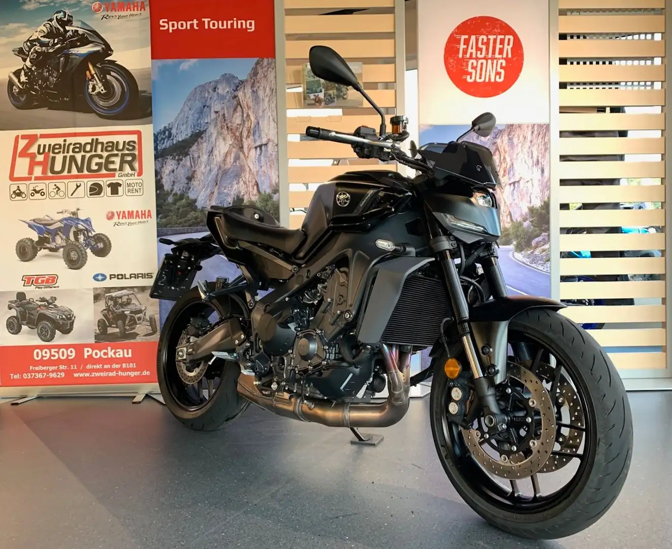 Yamaha MT-09 Modell 2024 Negro - 1