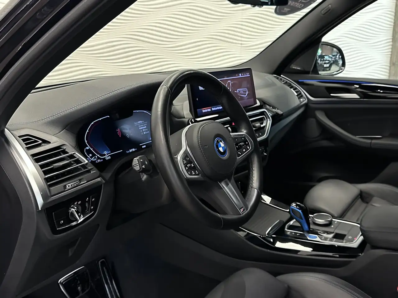 BMW iX3 *80 kWh*M-SPORT*H/K*HUD*96.1% SOH*PANO*, миниатюра 27