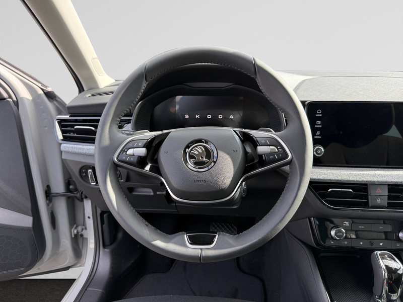 Skoda Scala Scala Family 1.0 TSI 85kW (115ch) DSG7 — photo 15