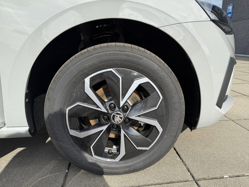 Skoda Scala Scala Family 1.0 TSI 85kW (115ch) DSG7 — photo 6