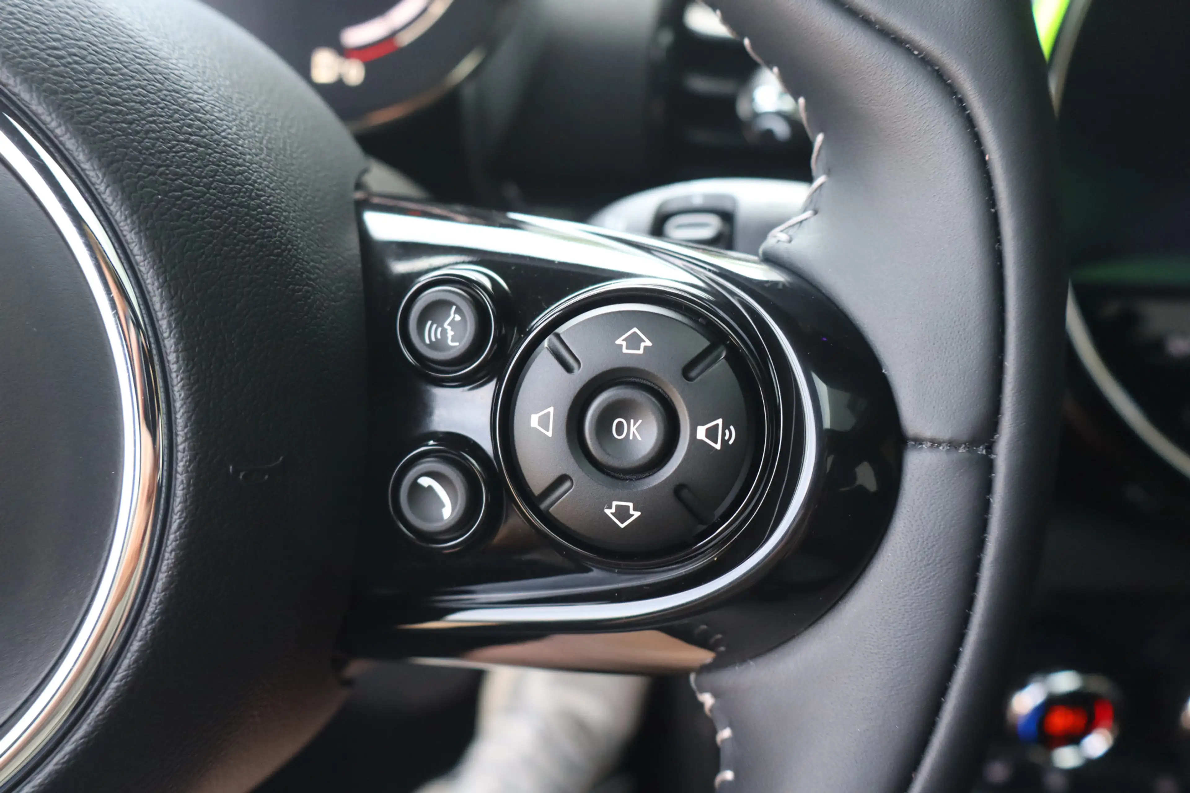 MINI Cooper Clubman 1.5 Richmond Park Edition NL-Auto!! Panoramadak I — photo 23