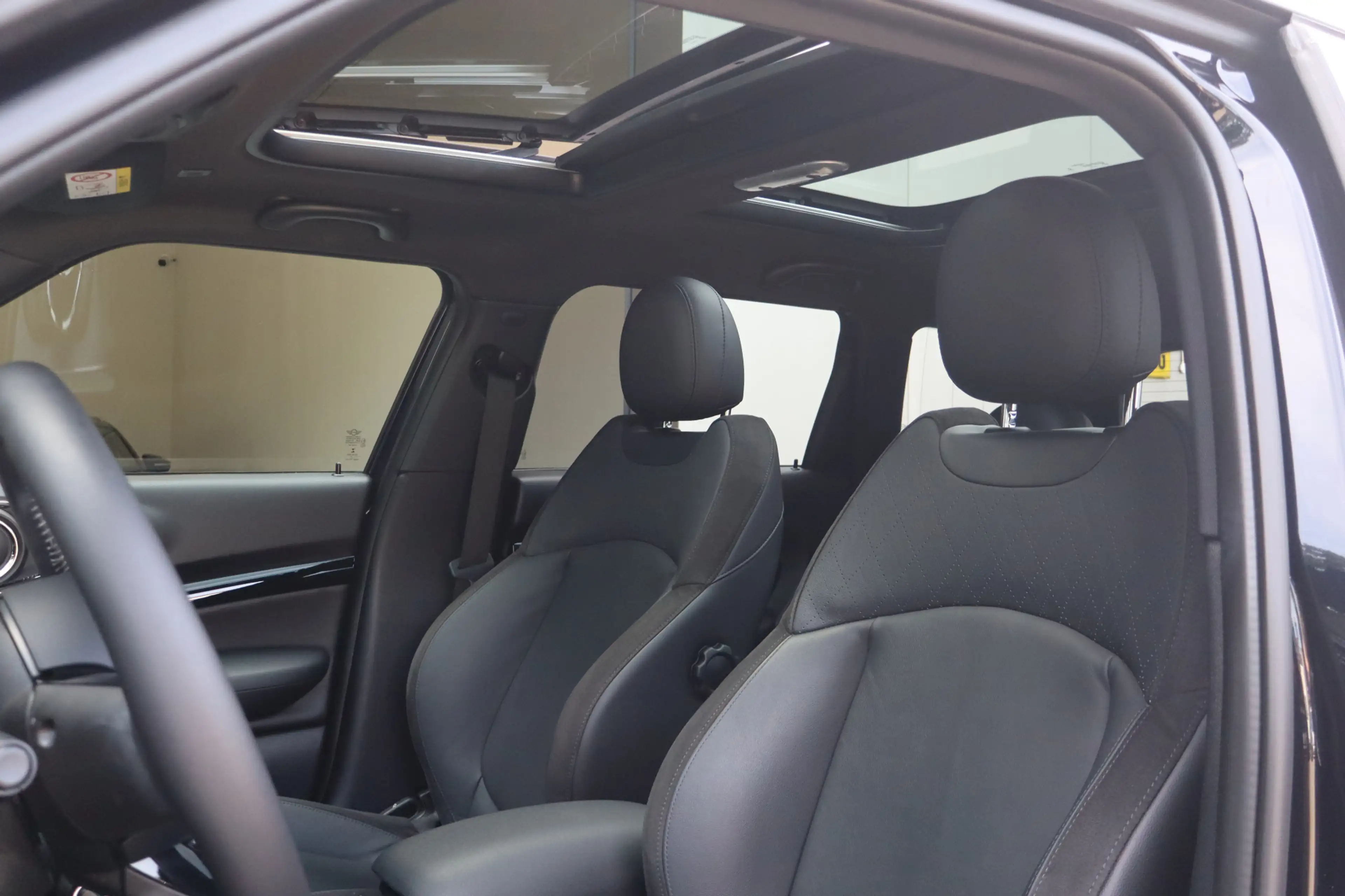 MINI Cooper Clubman 1.5 Richmond Park Edition NL-Auto!! Panoramadak I — photo 28