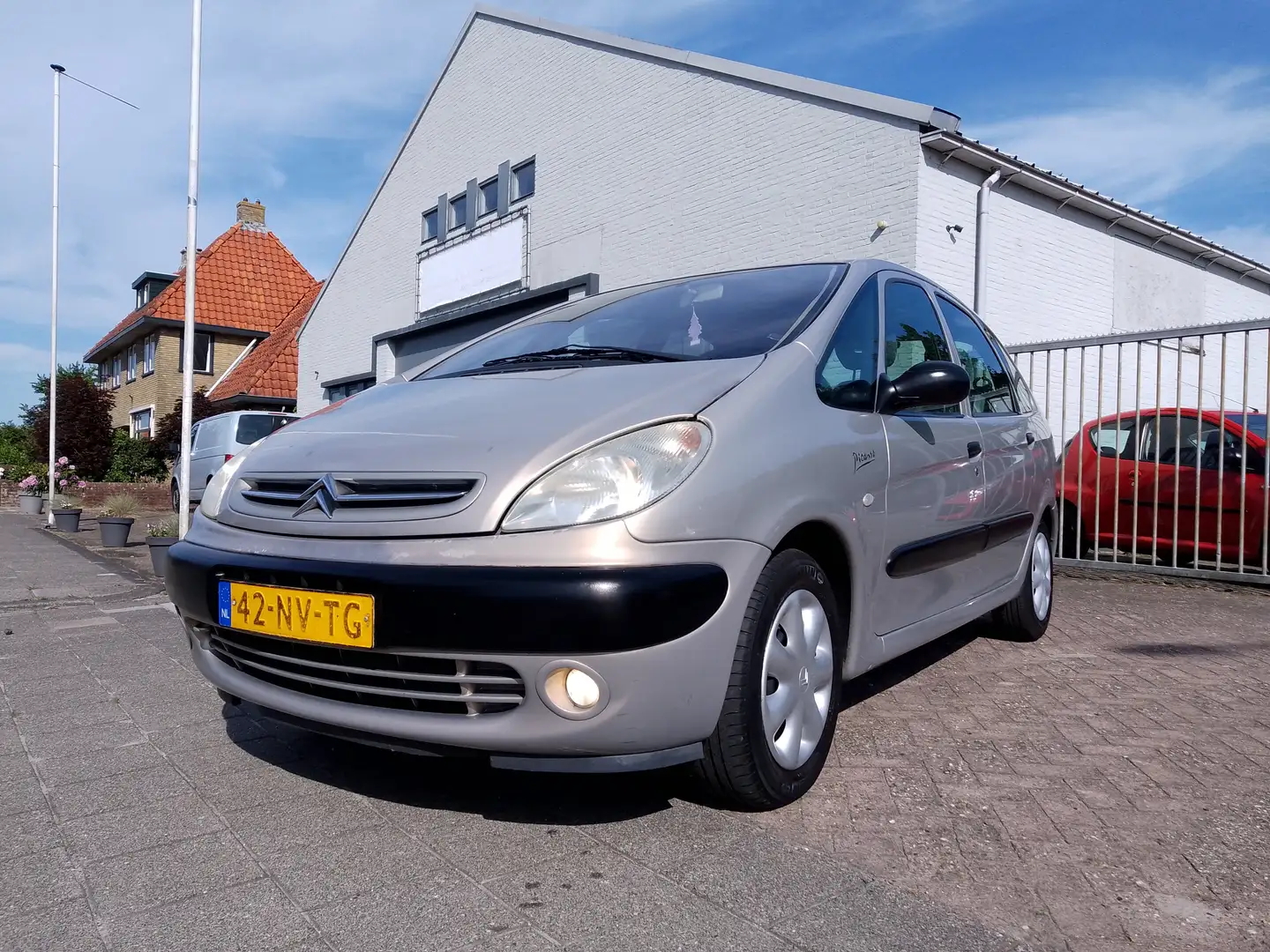Citroen Xsara Picasso Xsara Picasso 1.8i-16V 2004 APK 3-2026 NU 599,- - 1