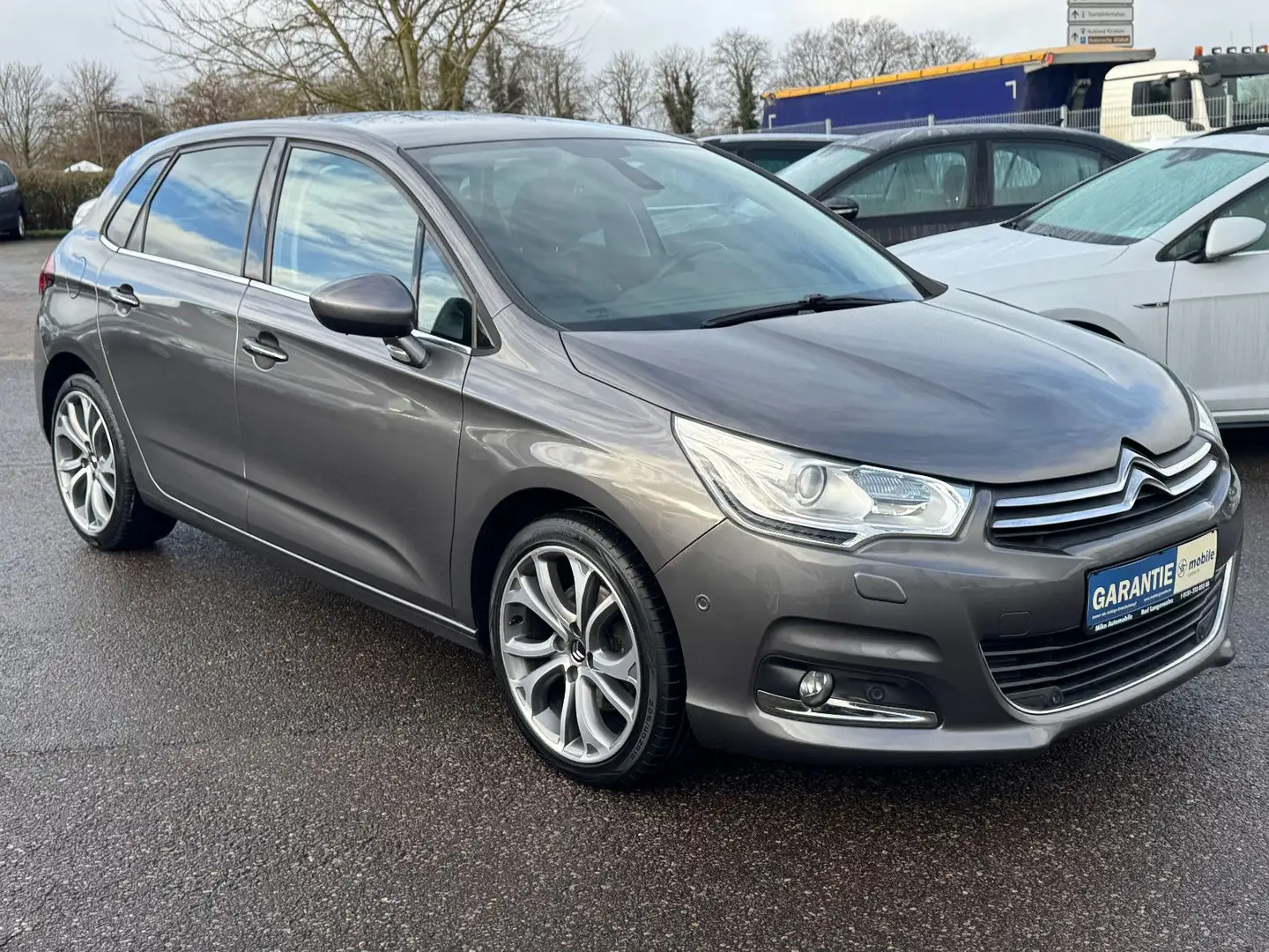 Citroen C4 Lim. Shine PDC/NAVI/SHZ/XENON Grau - 2