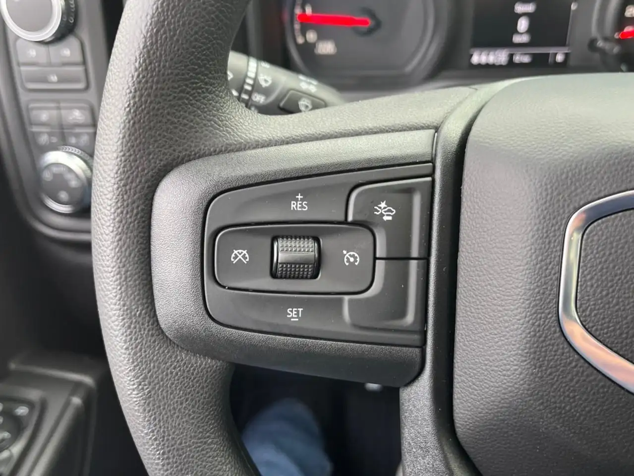 GMC Sierra 2500HD снимка GMC Sierra 2500HD