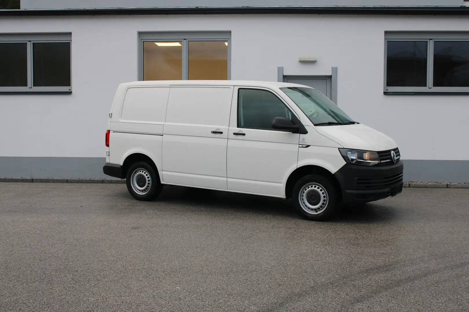 Volkswagen T6 Transporter VW T6 Kastenwagen Entry TDI Weiß - 1