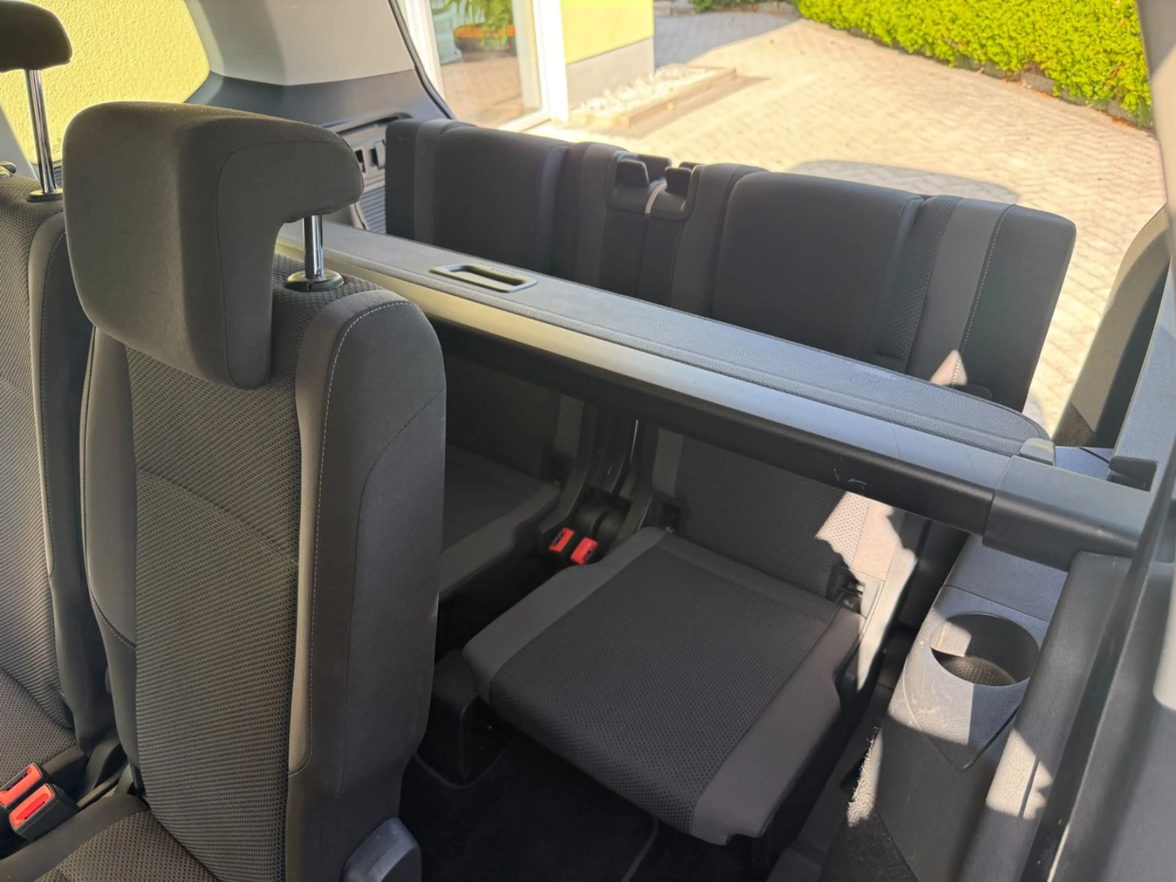 Volkswagen Touran 1.2 TSI Trendline Klima-AHK-7 Sitzer — photo 13